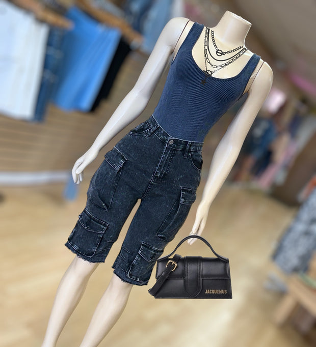 Vintage Wash Knee Shorts ( Black)