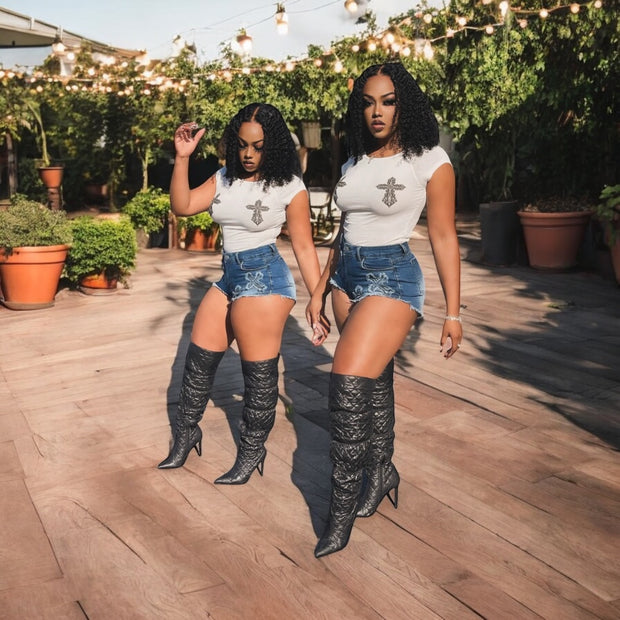 Don’t cross me Shorts (Dark )