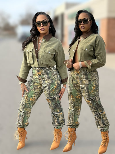 Cropped Utility Jacket With Contrast Collar( Olive)