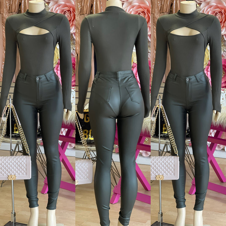 Preview “Cross Over” Bodysuit (Olive)